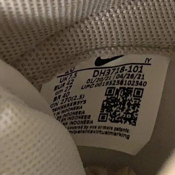 Dunk High Iron Purple Sneakers Women’s Size 7 NIB - Picture 10 of 10